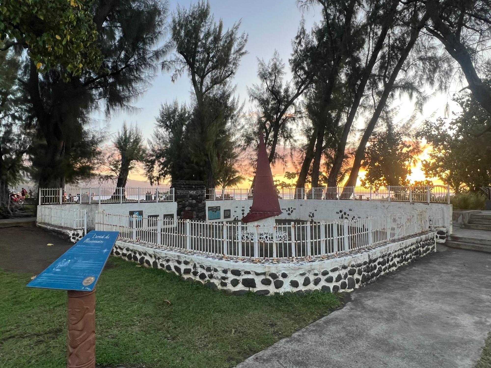 La Maison Pres Du Phare Mahina Esterno foto